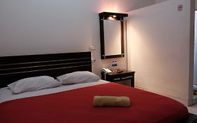 Hotel Agri  2*